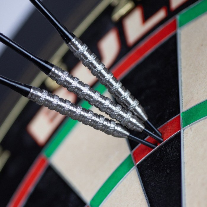 Bull's Chaos Orange 90% tungsten 21g darts
