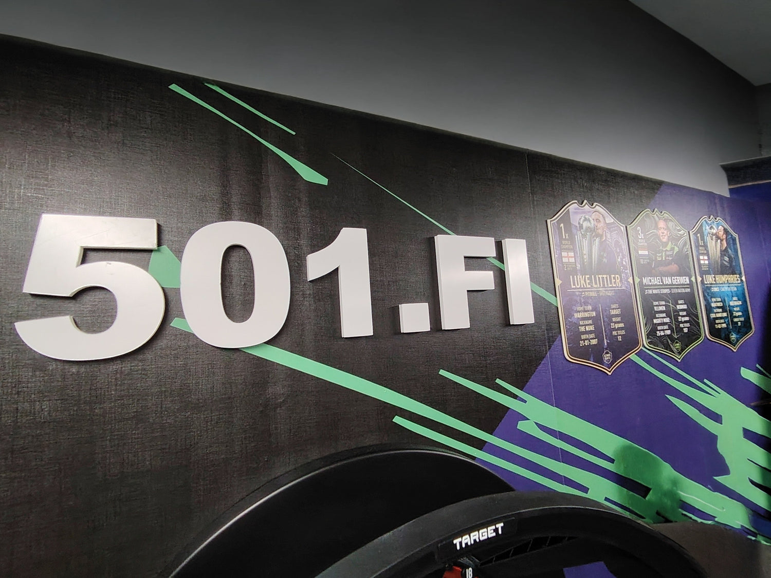 Ultimate Card - board